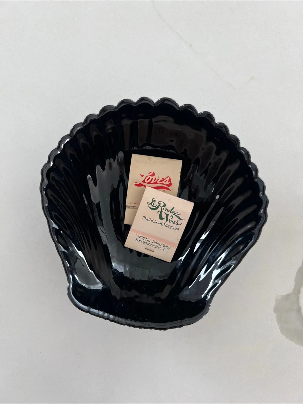 Scalloped Black Glass Shell Bowl